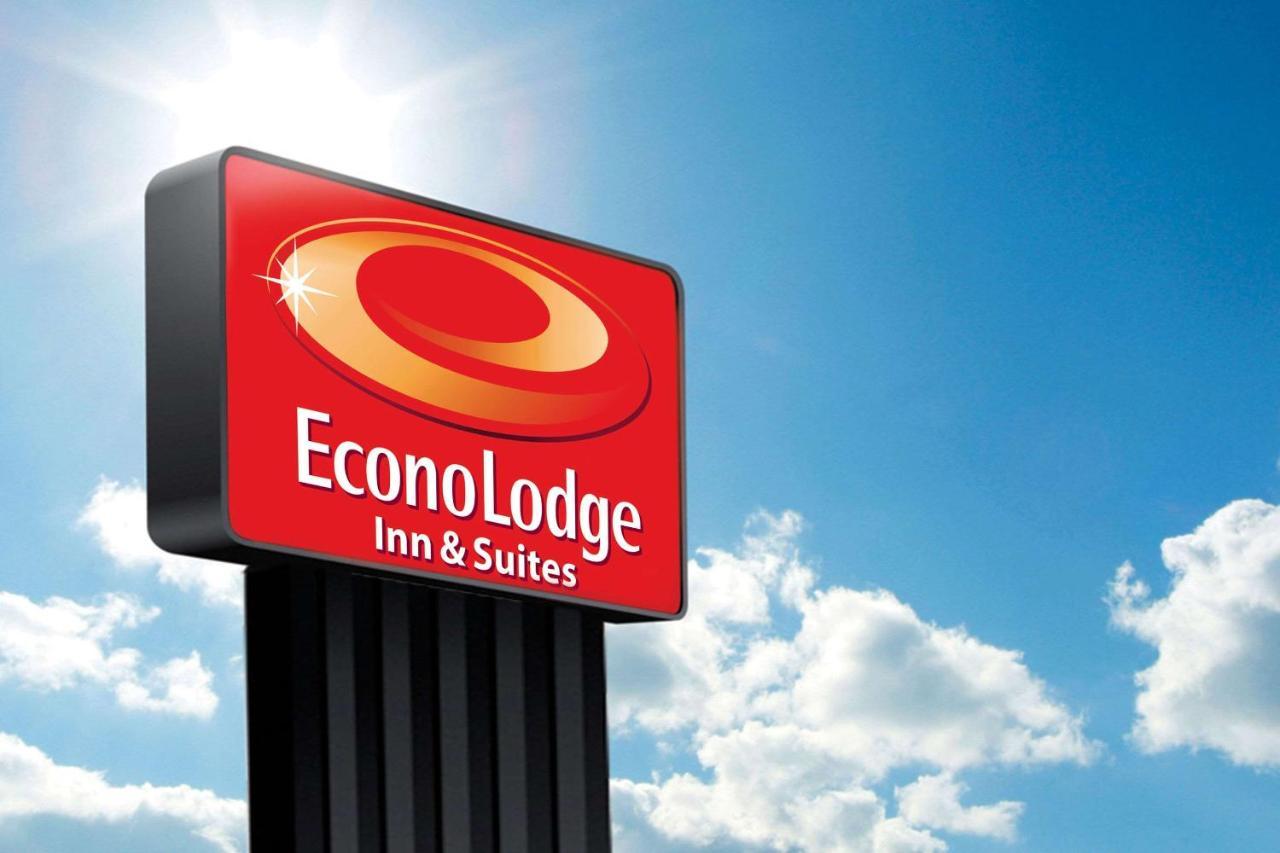 Econo Lodge Inn & Suites Yankton Exterior foto